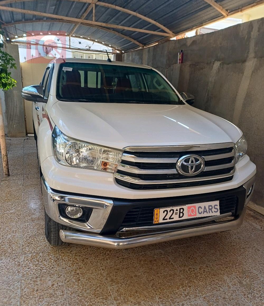 تويوتا هايلوكس